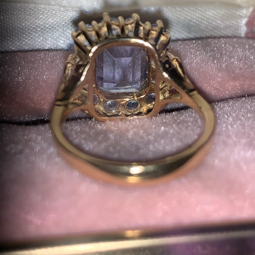 Blue Topaz - Picture 4 of 4
